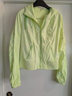 Lululemon Street To Studio Jacket Neon Yellow Green Zip Hoodie Jacket  Size 6
